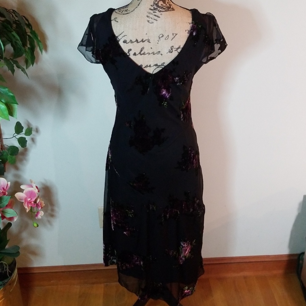CDC Dress - Picture 5 of 8